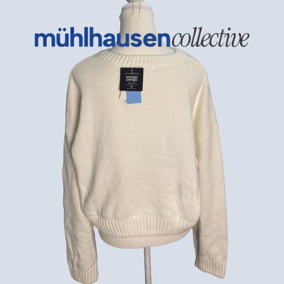 NWT USA Knit Sweater Off-White Red Blue Graphic Pullover - Picture 3 of 3